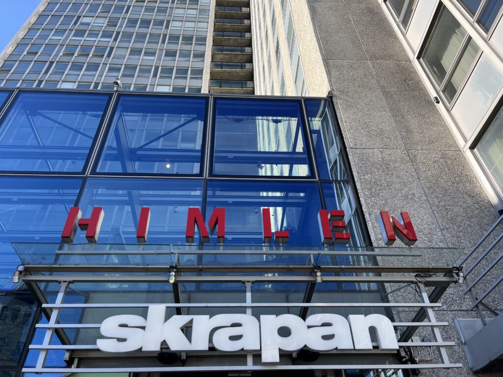 image shows winter restaurant Himlen in Stockholm which has great views over the city