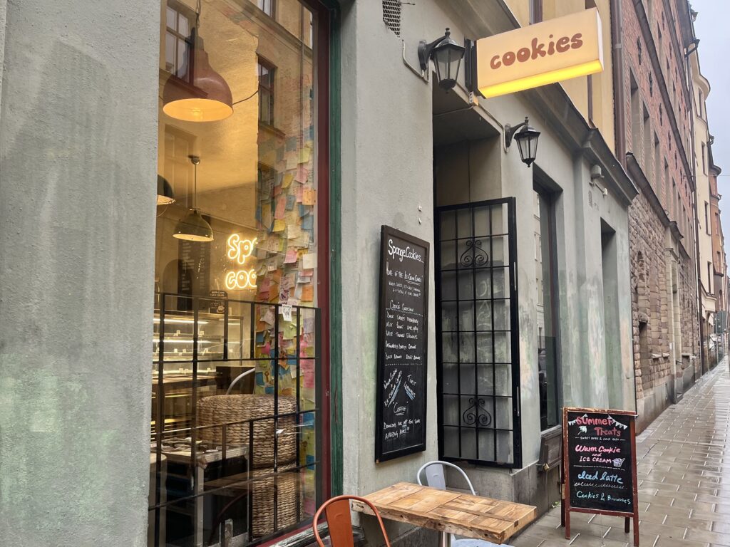 image shows Stockholm dessert spot Sponge Cookies