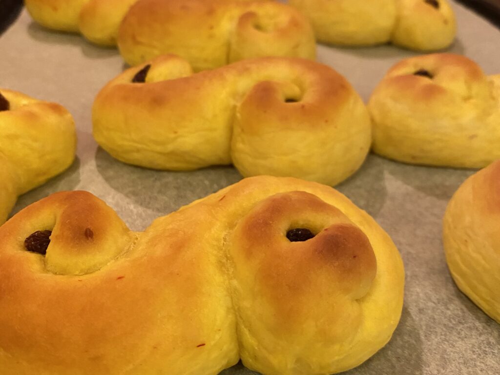 image shows Christmas pastry lussebullar